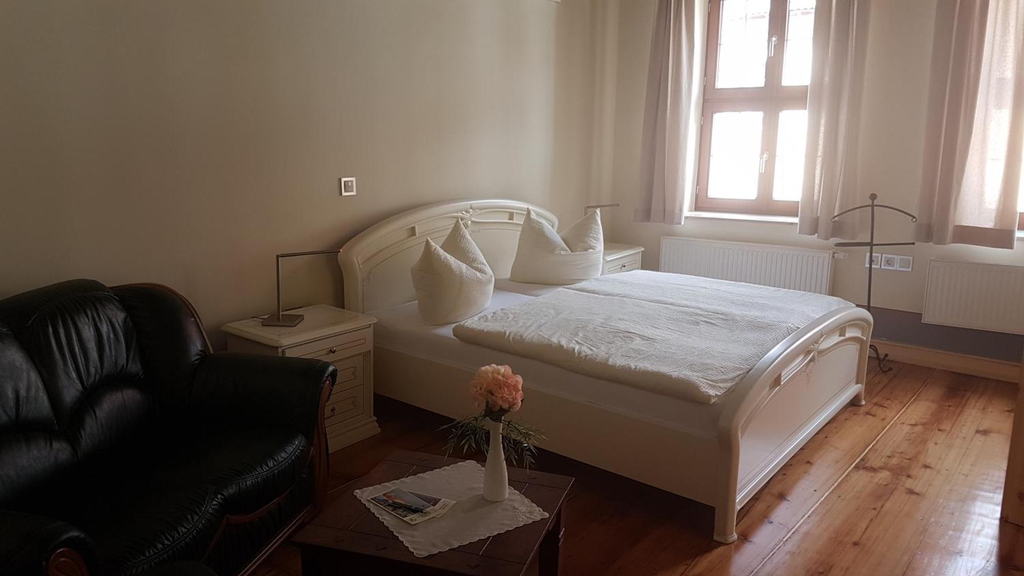 Hotel Zum Kloetzelmoench Görlitz Esterno foto