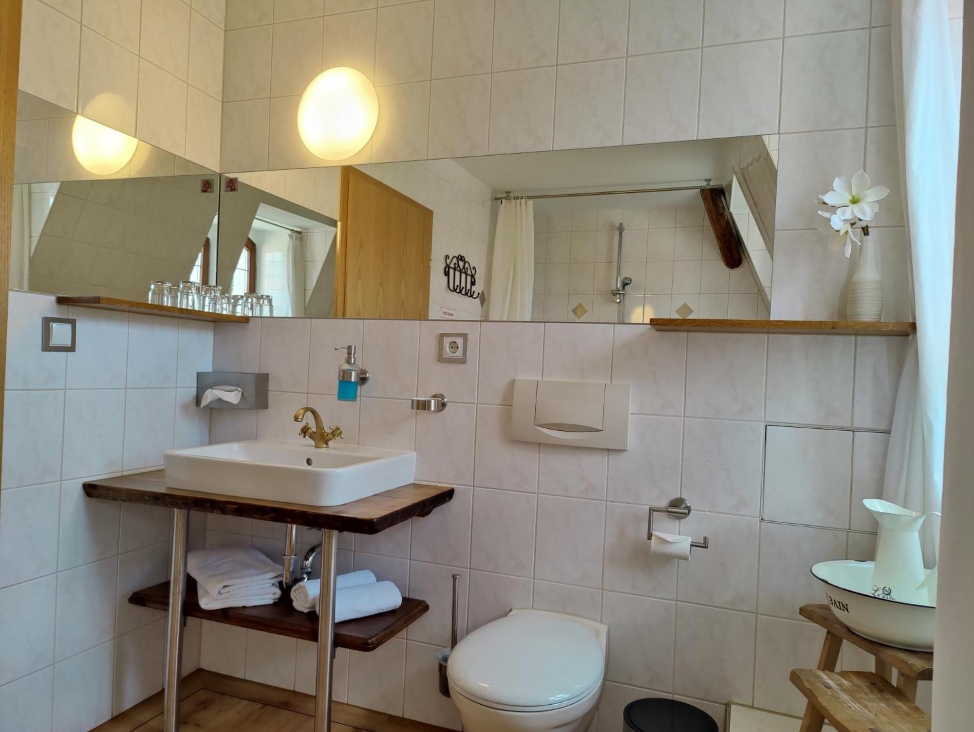 Hotel Zum Kloetzelmoench Görlitz Esterno foto